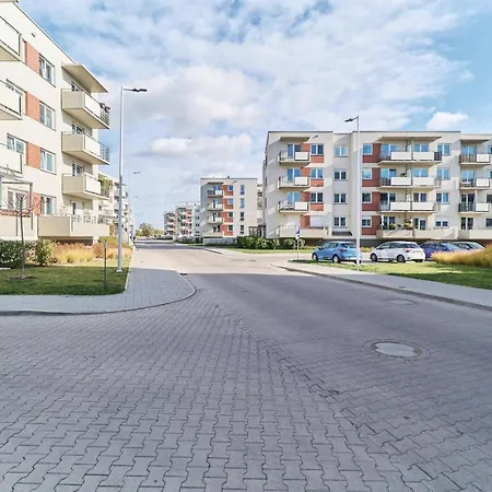 Siemianowicka With Balcony & Parking Wroclaw By Renters * Radwanice