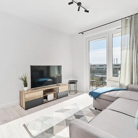 Siemianowicka With Balcony & Parking Wroclaw By Renters * Radwanice